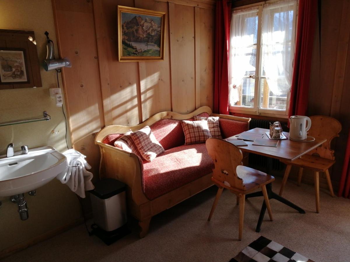 B&B Rosaly Château-d'Oex Værelse billede
